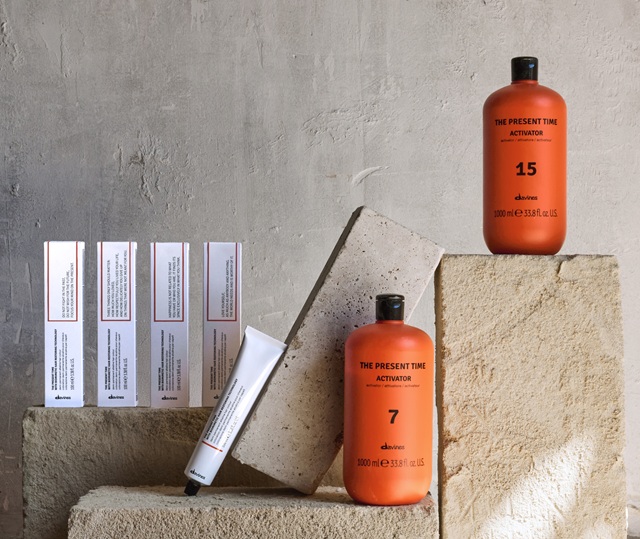  Szkolenie THE PRESENT TIME Z POLSKIMI TRENERAMI